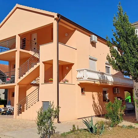 Vesna Apartment Gornji Karin