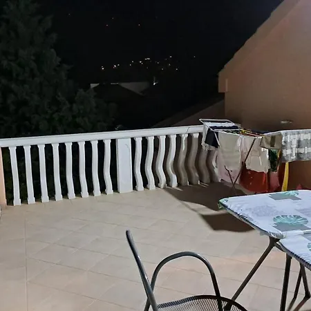 Apartment Vesna *